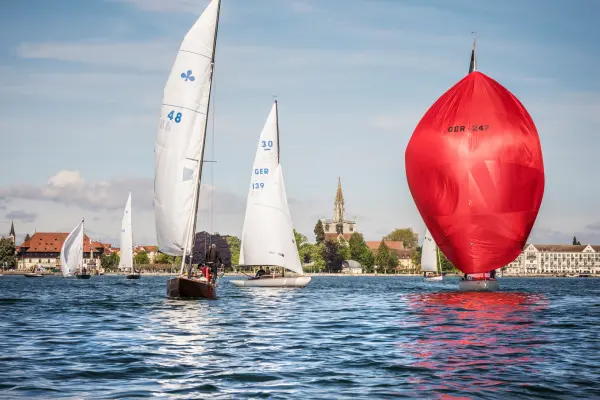 konstanz-bodensee-bodenseewoche-segelboot-muenster-segeln-03-copyright-MTK-Dagmar-Schwelle.jpg