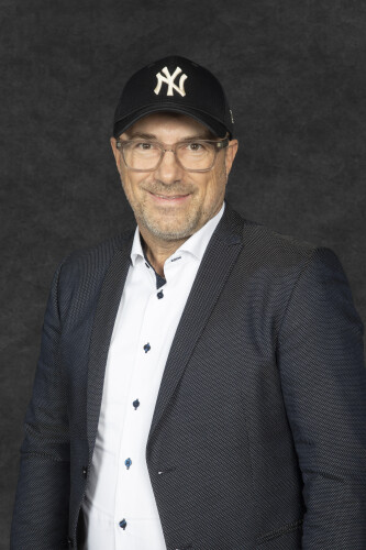 Ralf-Kern-NEU Kopie.jpg